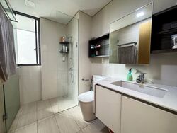 Lakeville (D22), Condominium #600042371
